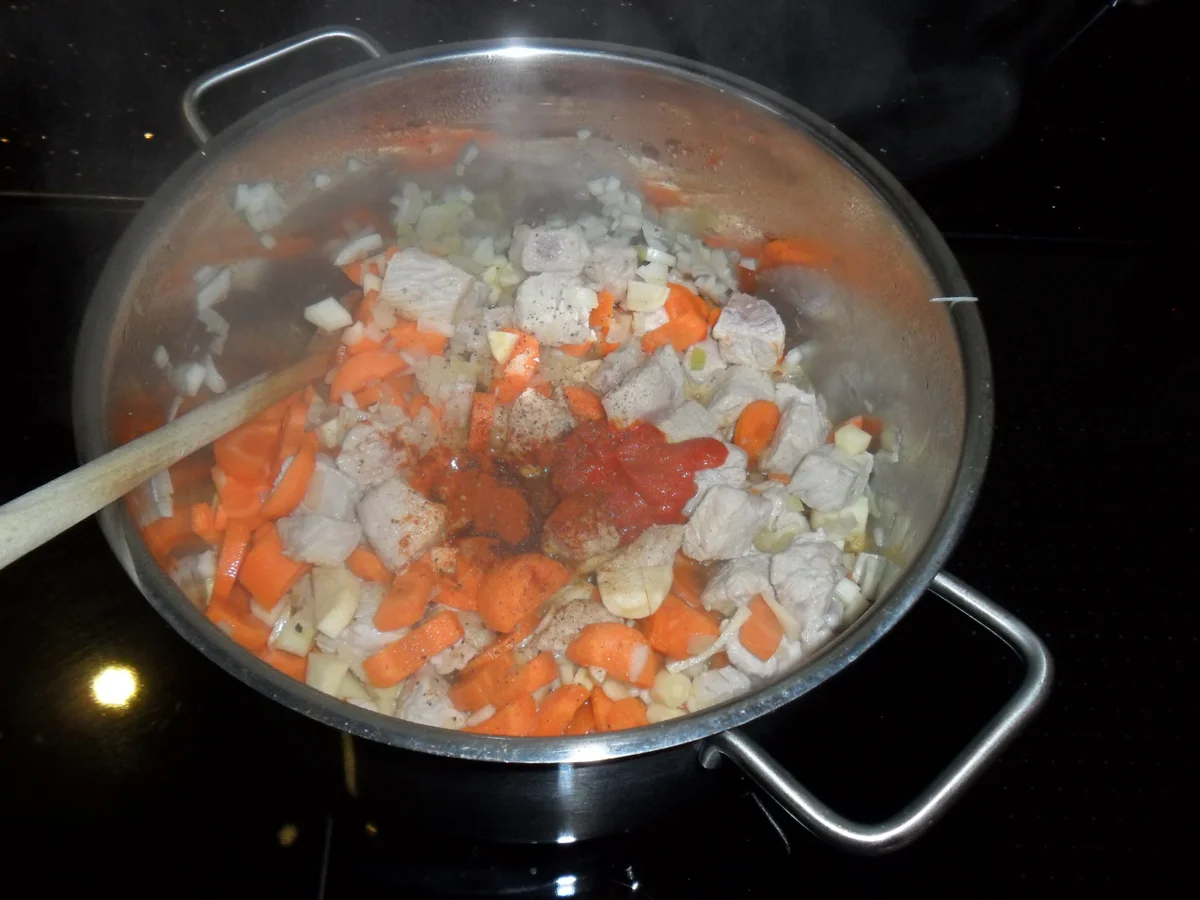 Kesselgulasch (Ungarische Gulaschsuppe) - Rezept - Bild Nr. 2180