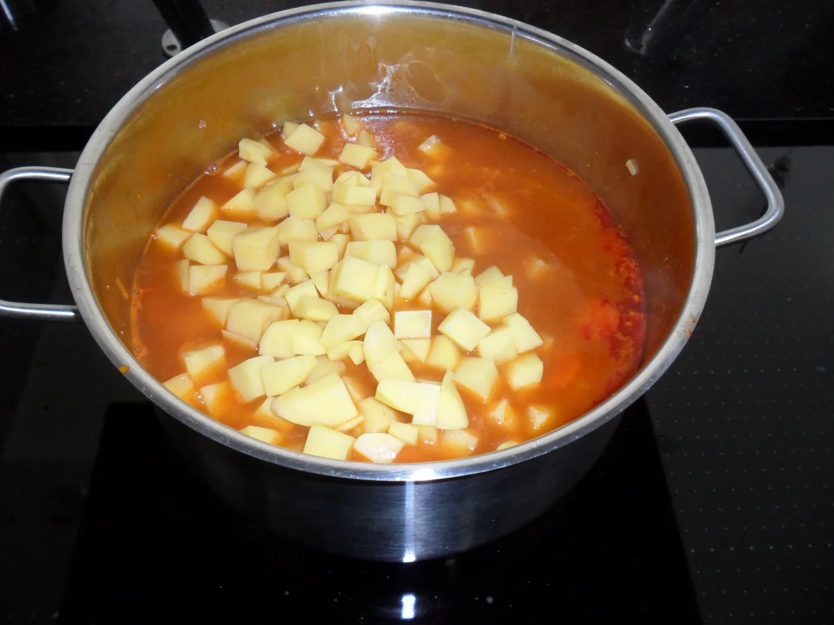 Kesselgulasch (Ungarische Gulaschsuppe) - Rezept - Bild Nr. 2182