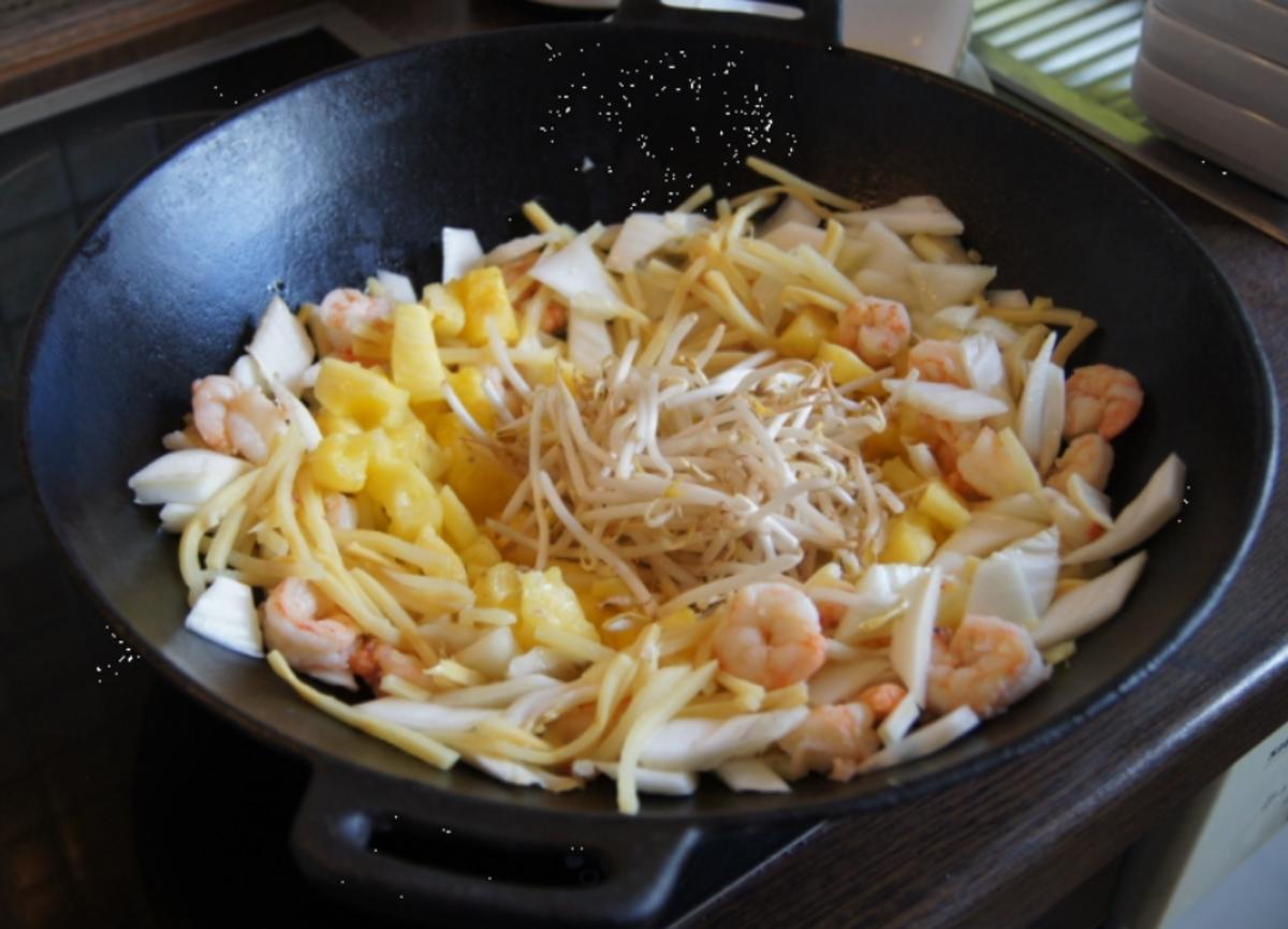 Garnelen-Gemüse-Wok süß-sauer mit Curry Basmati Reis - Rezept - Bild Nr. 2172