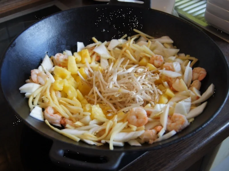 Garnelen-Gemüse-Wok süß-sauer mit Curry Basmati Reis - Rezept - Bild Nr. 2172