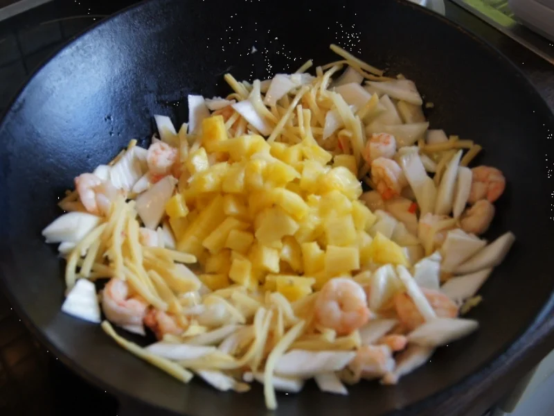 Garnelen-Gemüse-Wok süß-sauer mit Curry Basmati Reis - Rezept - Bild Nr. 2174