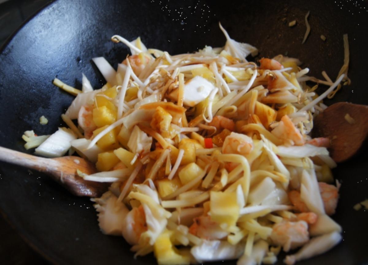 Garnelen-Gemüse-Wok süß-sauer mit Curry Basmati Reis - Rezept - Bild Nr. 2177