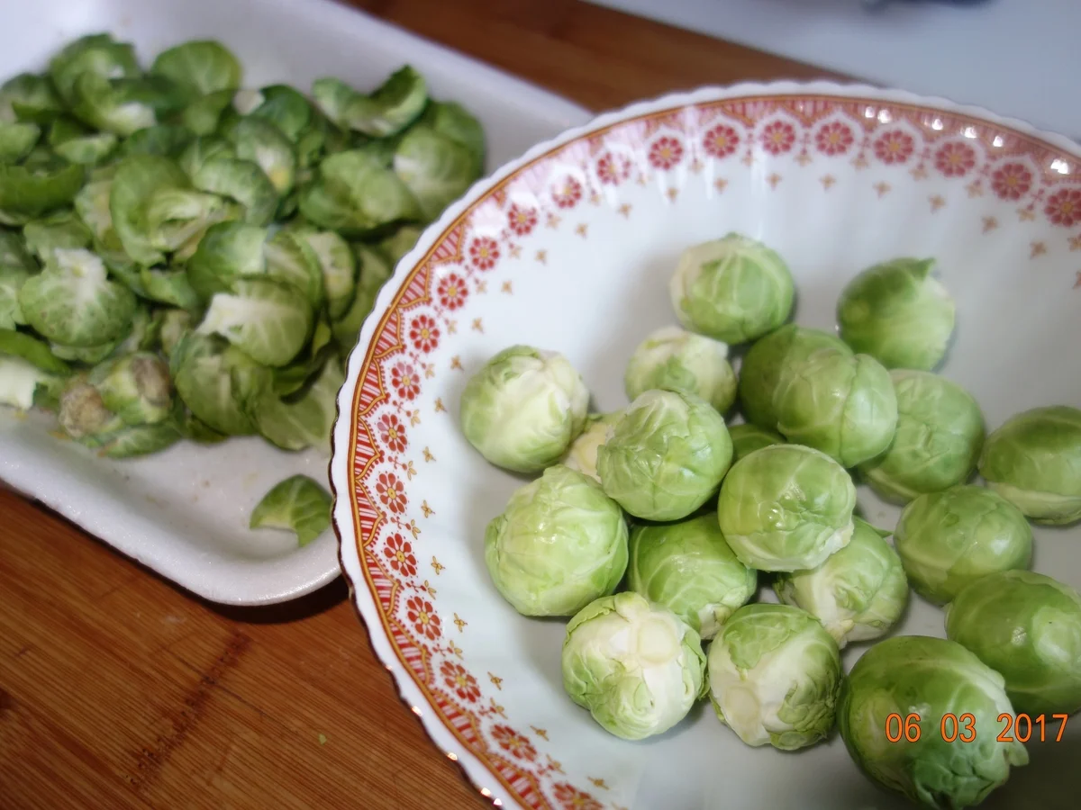 Putenrollbraten mit Kohlsprossen; - Rezept - Bild Nr. 2171
