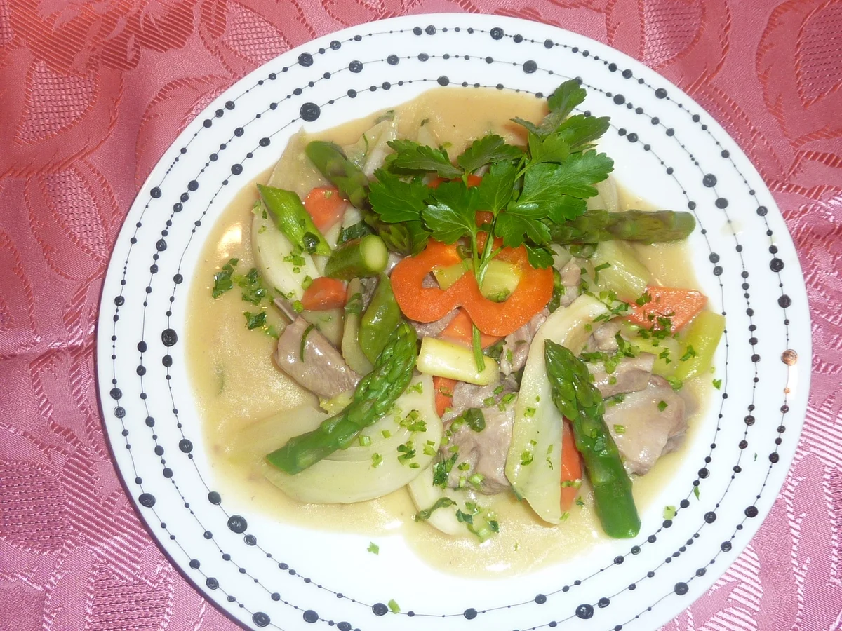 Weisses Lammvoressen mit Gemüse - Rezept - Bild Nr. 2178