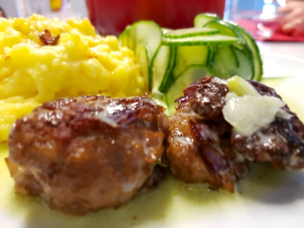 Frikadelle mit herzhaftem Kartoffelstampf à la Biggi - Rezept - Bild Nr. 2192