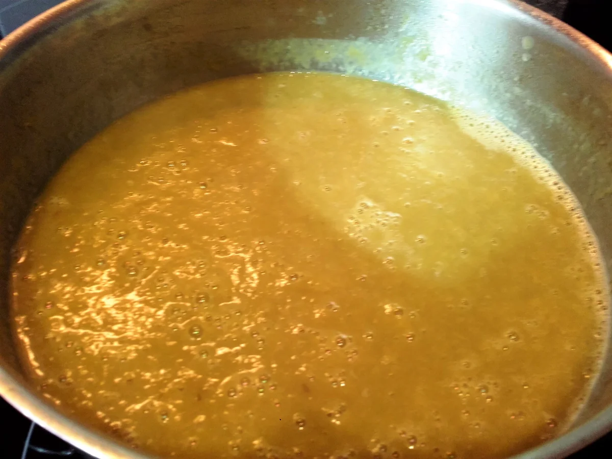 Rezept: Grüne Spargelcremesuppe - "Schaumsüppchen" Bild Nr. 2190 Grüne Spargelcremesuppe - "Schaumsüppchen" - Rezept - Bild Nr. 2190