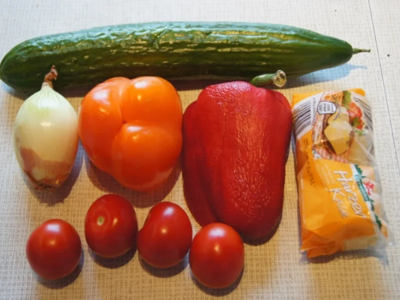 Rezept: Bunt angemachter Harzer Käse Bild Nr. 2185 Bunt angemachter Harzer Käse - Rezept - Bild Nr. 2185