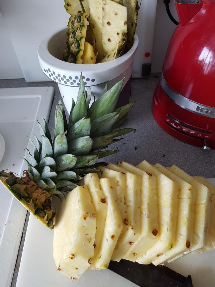 Fruchtige Bolognese mit Ananas in der Sosse - Rezept - Bild Nr. 2191