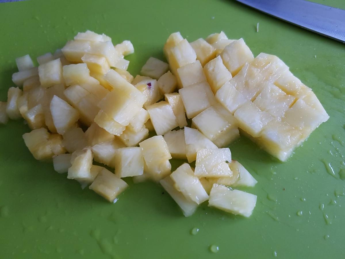 Fruchtige Bolognese mit Ananas in der Sosse - Rezept - Bild Nr. 2195