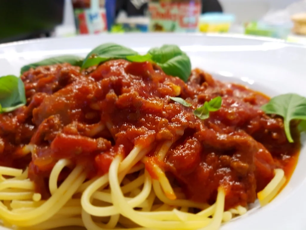 Fruchtige Bolognese mit Ananas in der Sosse - Rezept - Bild Nr. 2199