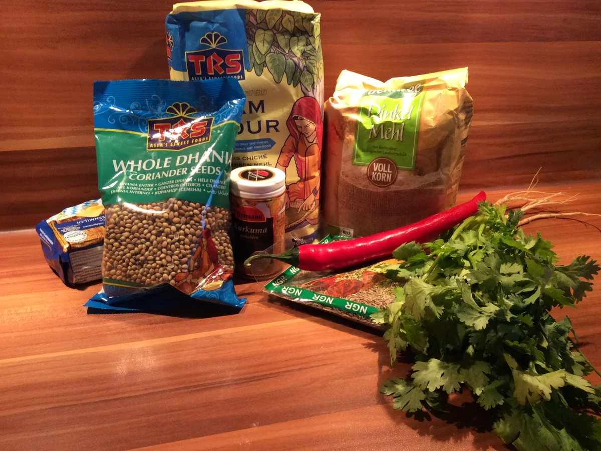 Kichererbsenfladenbrot mit Chili - Besan ki roti - Rezept - Bild Nr. 2202