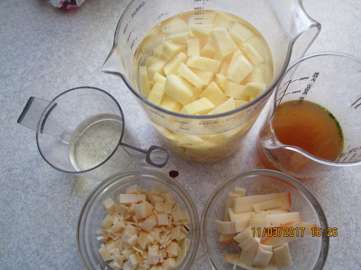 Zanderfilet auf Gemüsebett mit Kartoffel-Käse-Kruste - Rezept - Bild Nr. 2204
