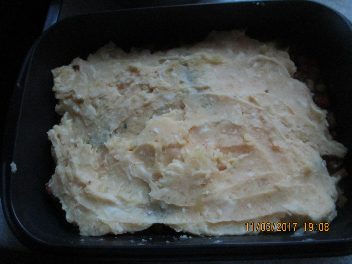 Zanderfilet auf Gemüsebett mit Kartoffel-Käse-Kruste - Rezept - Bild Nr. 2215
