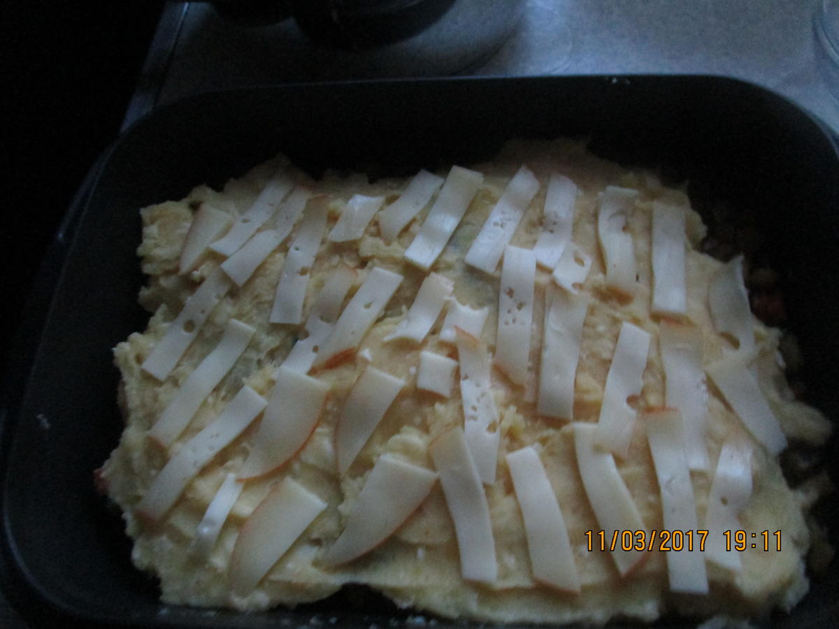 Zanderfilet auf Gemüsebett mit Kartoffel-Käse-Kruste - Rezept - Bild Nr. 2216