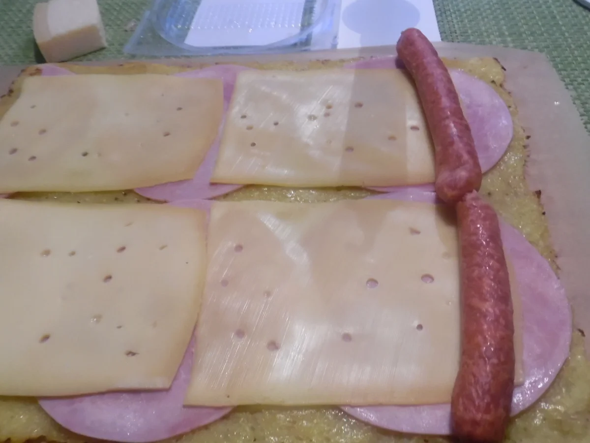 Rezept: Rösti-Roulade mit Rohkost-Joghurt-Salat Bild Nr. 2207 Rösti-Roulade mit Rohkost-Joghurt-Salat - Rezept - Bild Nr. 2207