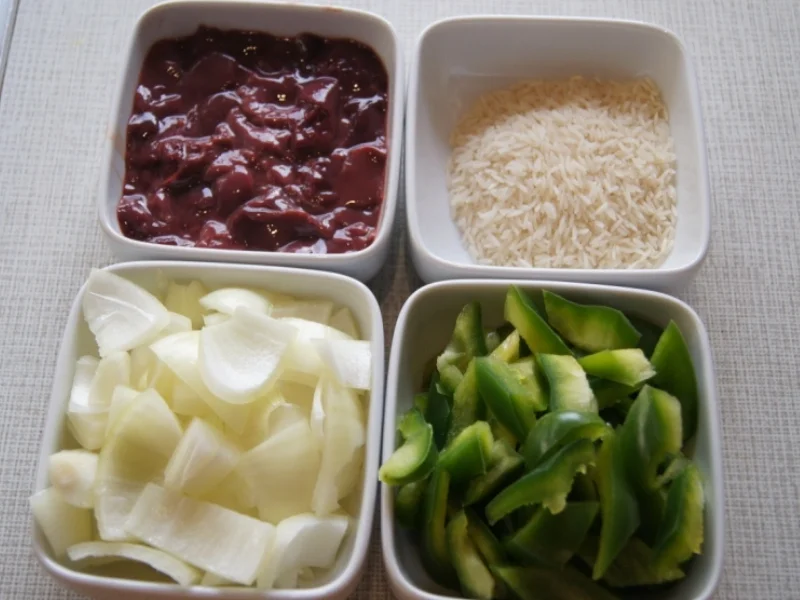 Hähnchenleber mit Paprika, Zwiebel und gelben Basmatireis mit Erbsen - Rezept - Bild Nr. 2204