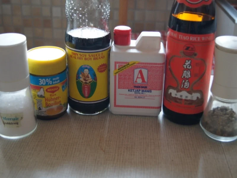 Hähnchenleber mit Paprika, Zwiebel und gelben Basmatireis mit Erbsen - Rezept - Bild Nr. 2205