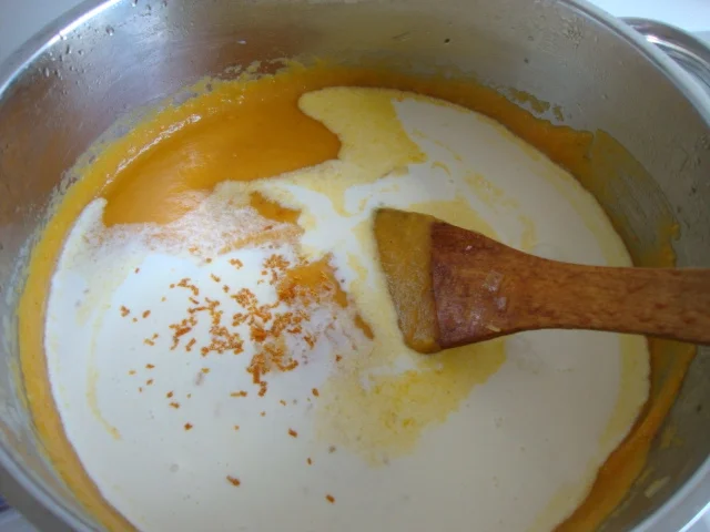 Mein Möhren/Apfelsüppcchen, mit Pro Secco und Kartoffelstroh gepimt - Rezept - Bild Nr. 2209