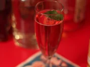 Apfelschaumwein mit Hibiskustee - Rezept - Bild Nr. 2