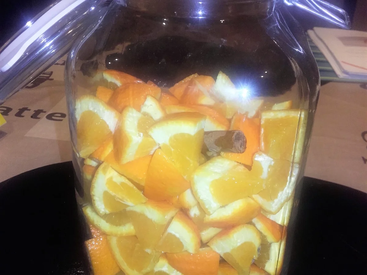 Rezept: Orangen-Zimt Likör Bild Nr. 2216 Orangen-Zimt Likör - Rezept - Bild Nr. 2216