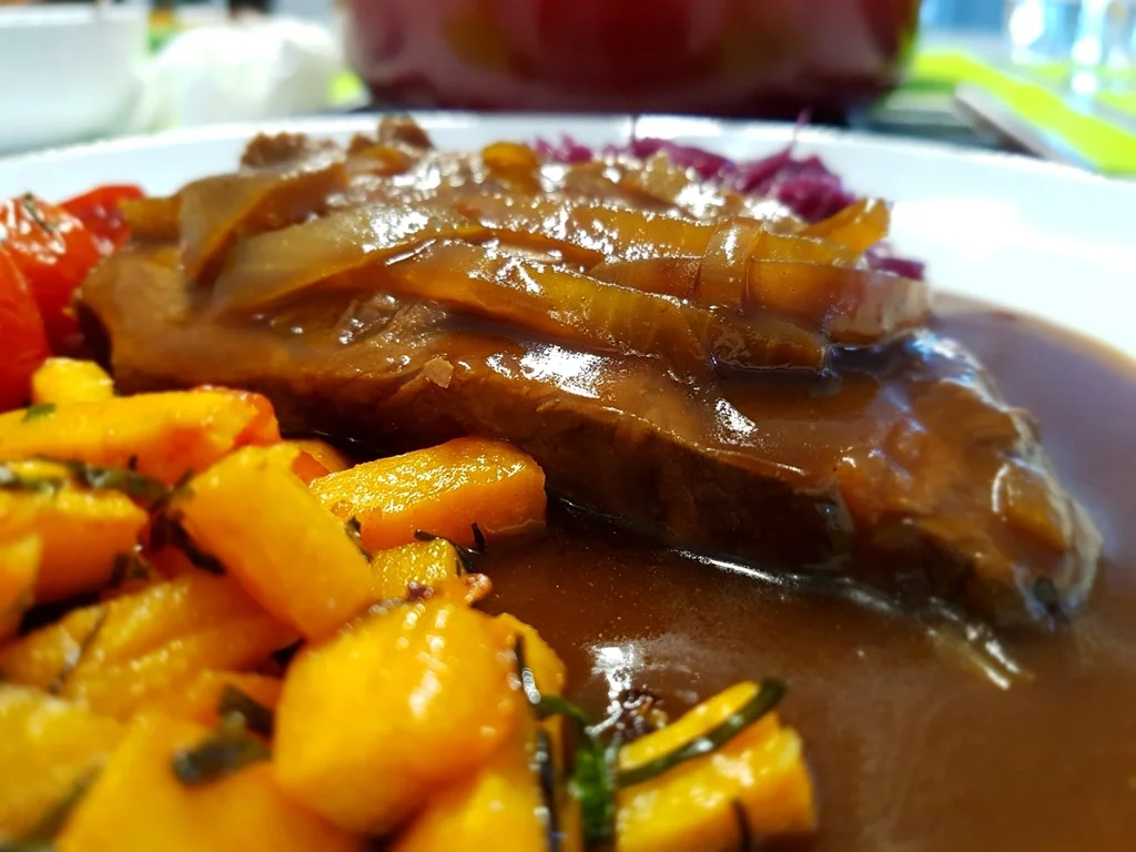 Rezept: Rinderbraten mit meditarrenem Touch à la Biggi Bild Nr. 2231 Rinderbraten mit meditarrenem Touch à la Biggi - Rezept - Bild Nr. 2231