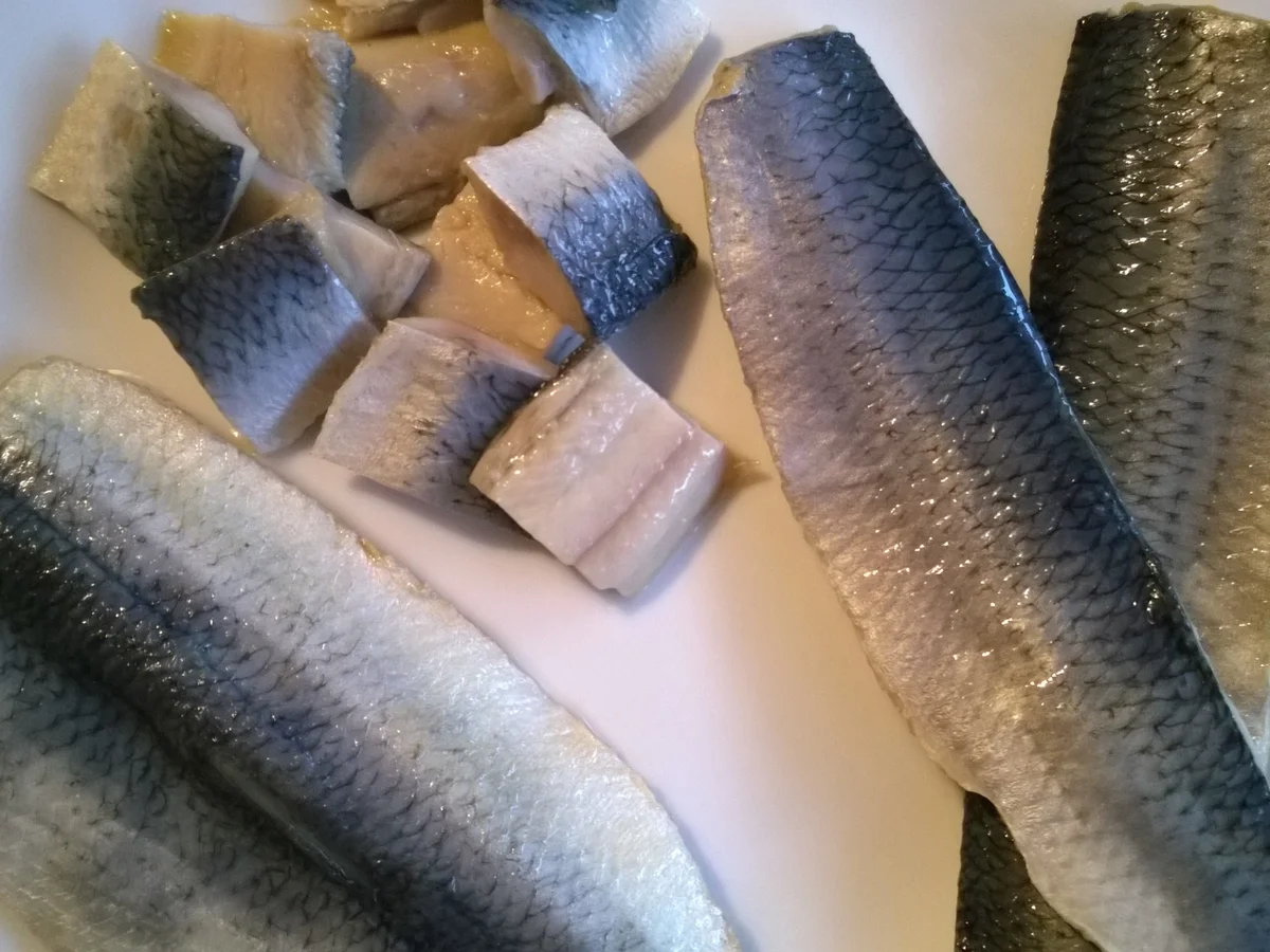 Heringsfilet oder Heringsstipp in Dill - Jogurt - Sahne Sauce, mit Speck Kartoffeln - Rezept - Bild Nr. 8