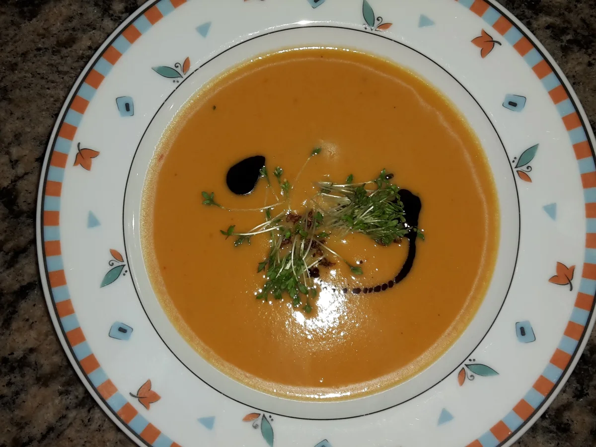 Süßkartoffelsuppe mit Kokusnussmilch - Rezept - Bild Nr. 2215