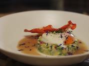 Pochierte Eier mit grünem Spargel, Pilzvelouté und Parmesancrostini - Rezept - Bild Nr. 2222