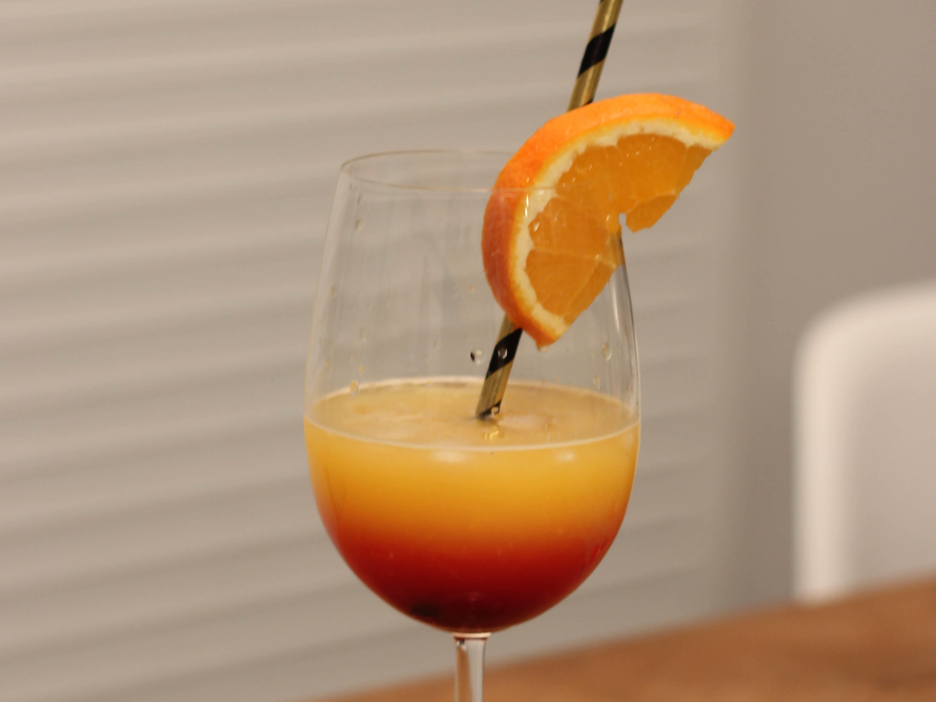 Bilder für Tequila Sunrise Rezept