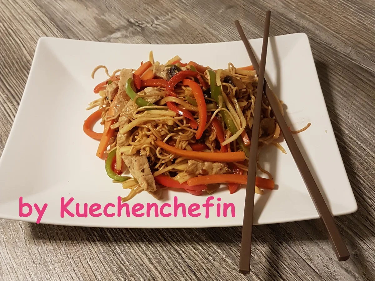 Bami Goreng nach meiner Art - Rezept - Bild Nr. 2239