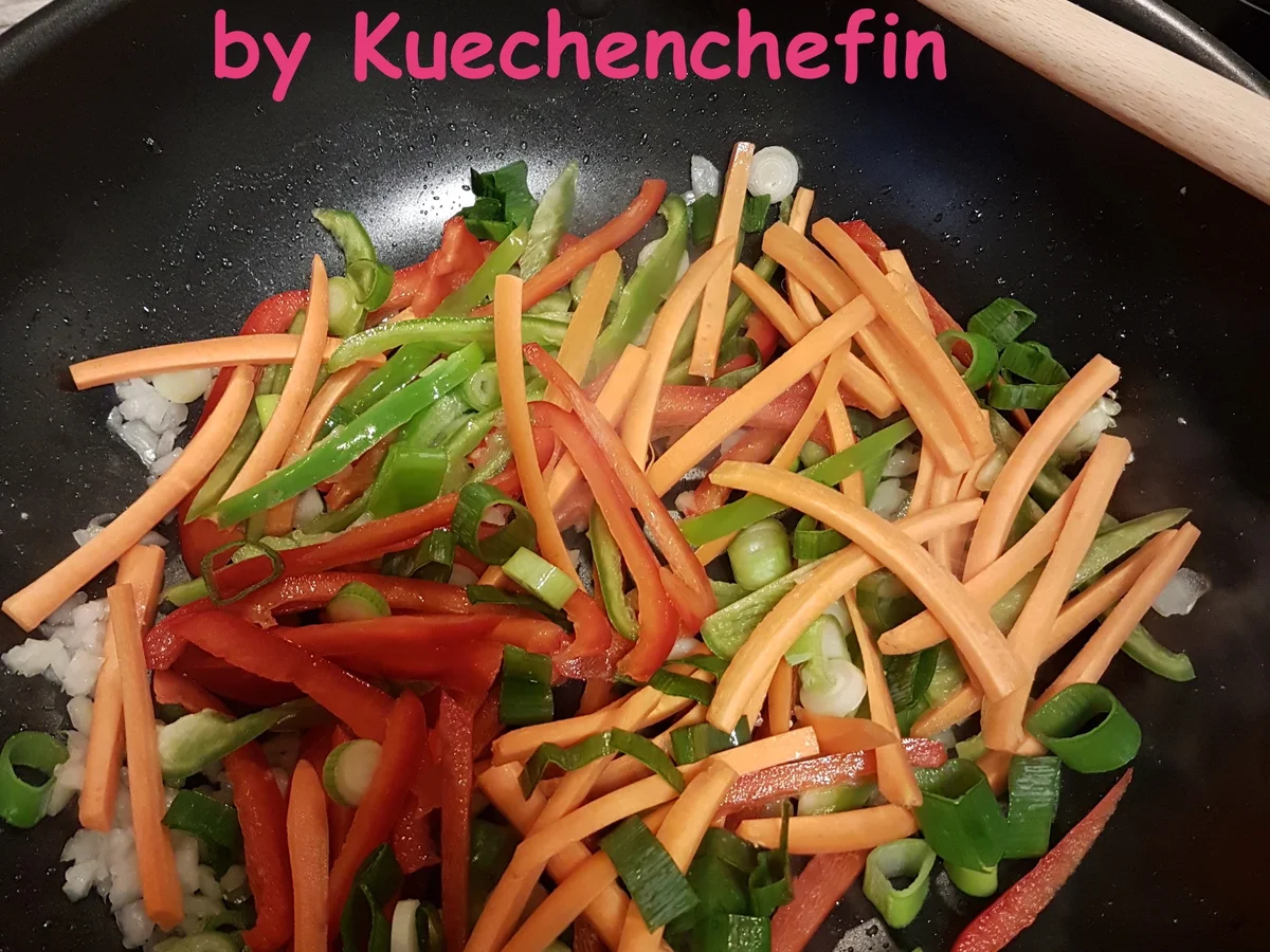 Bami Goreng nach meiner Art - Rezept - Bild Nr. 2252
