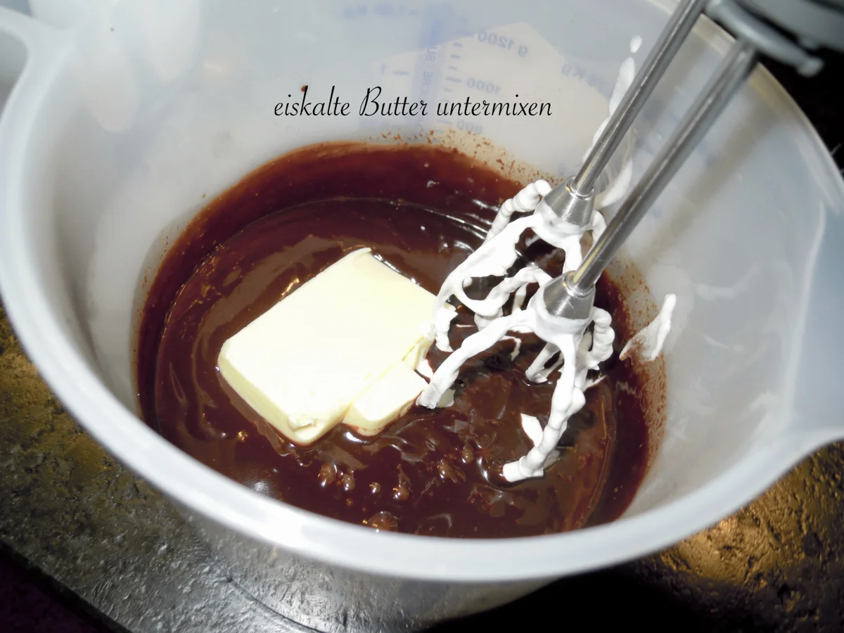 Biedermeier Torte für Sara zum Geburtstag - Rezept - Bild Nr. 2296