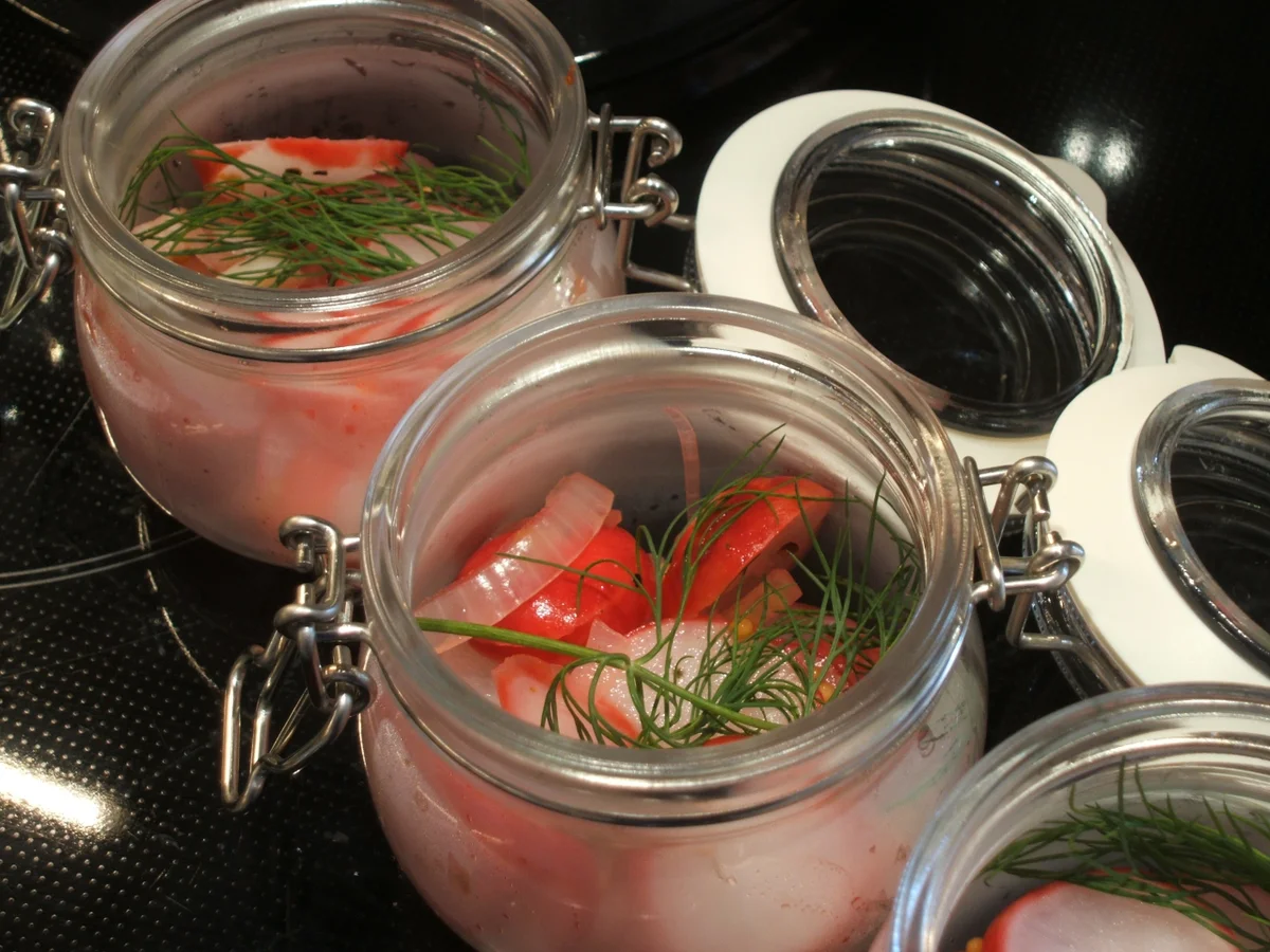 Rezept: Vorrat: Eingelegte Dill- Radieschen Bild Nr. 2259 Vorrat: Eingelegte Dill- Radieschen - Rezept - Bild Nr. 2259