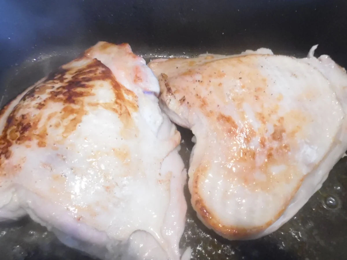 Puten-Oberkeule (gepökelt) aus dem Ofen, mit dunkler Soße - Rezept - Bild Nr. 4