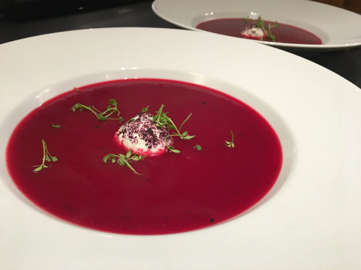 Randensuppe mit Frischkäse und Valle-Maggia-Pfeffer - Rezept - Bild Nr. 2292