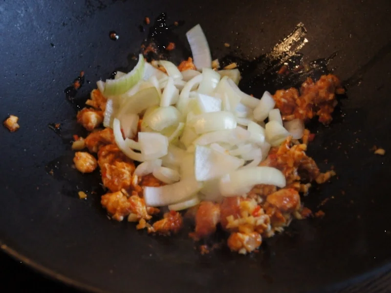 Curry-Möhren-Chinakohl-Suppe im Wok - Rezept - Bild Nr. 2297