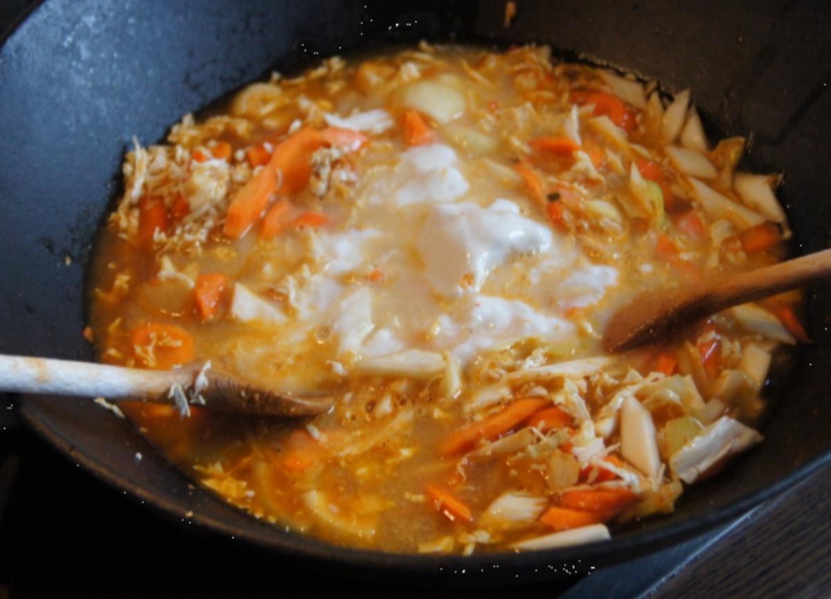Curry-Möhren-Chinakohl-Suppe im Wok - Rezept - Bild Nr. 2301