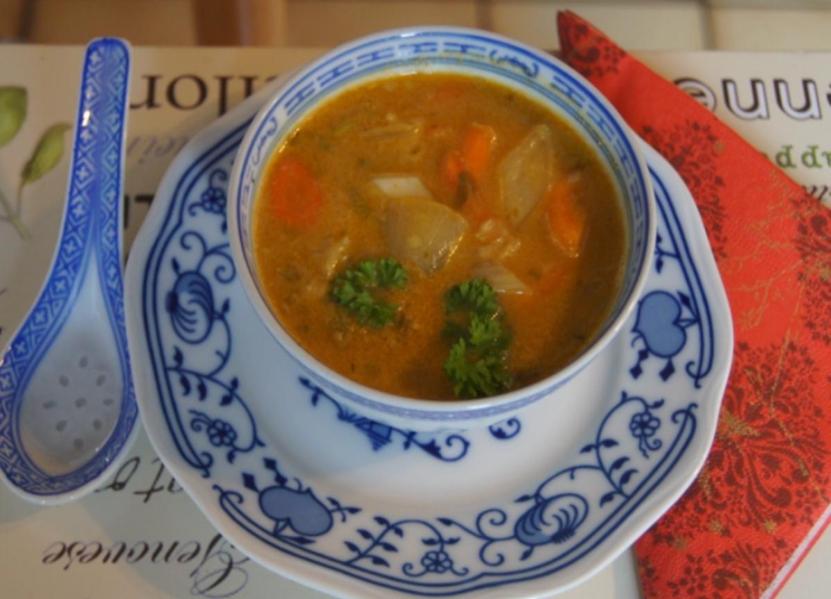 Curry-Möhren-Chinakohl-Suppe im Wok - Rezept - Bild Nr. 2305