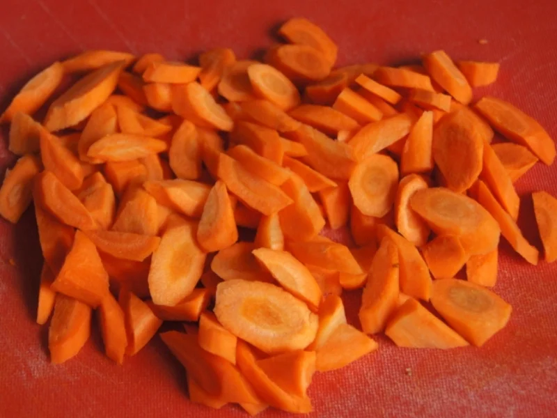 Curry-Möhren-Chinakohl-Suppe im Wok - Rezept - Bild Nr. 2291