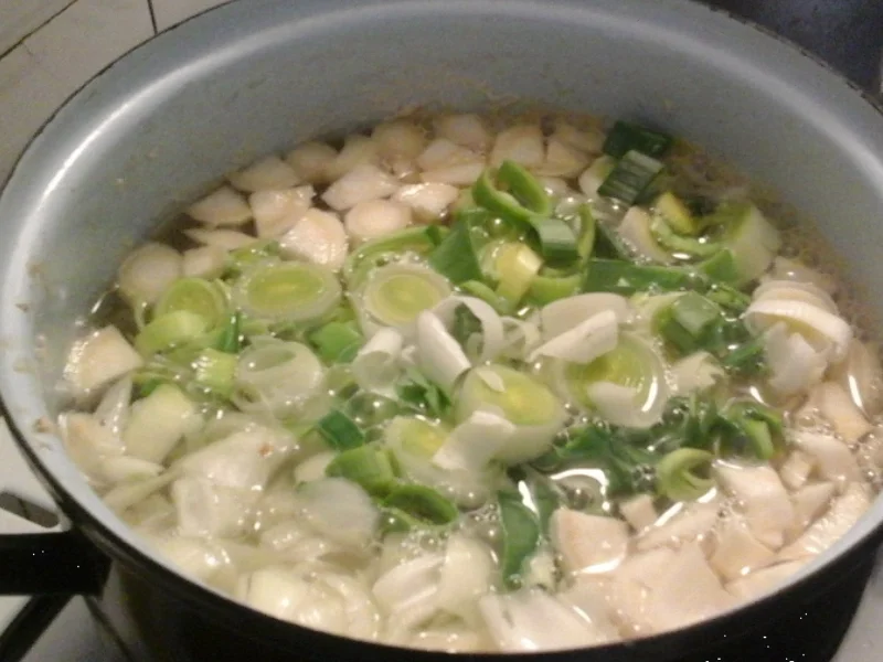 Gemüsesuppe mit Hähnchenbrustfilet und Eierstich - Rezept - Bild Nr. 2294