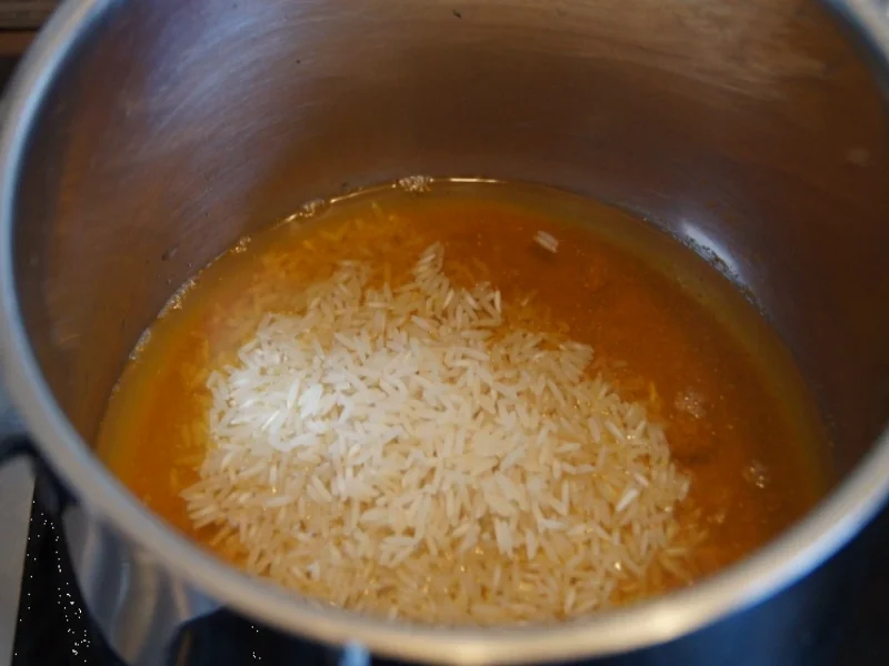 Kalbsleber im Wok mit Gemüse und Curryreis mit Erbsen - Rezept - Bild Nr. 2328