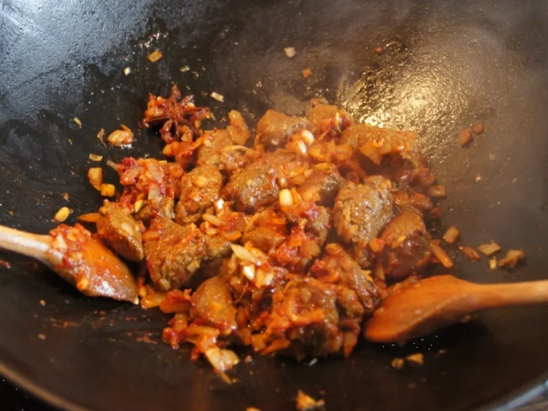 Rezept: Asiatischer Rindergulasch im Wok mit Romanesco Bild Nr. 2315 Asiatischer Rindergulasch im Wok mit Romanesco - Rezept - Bild Nr. 2315