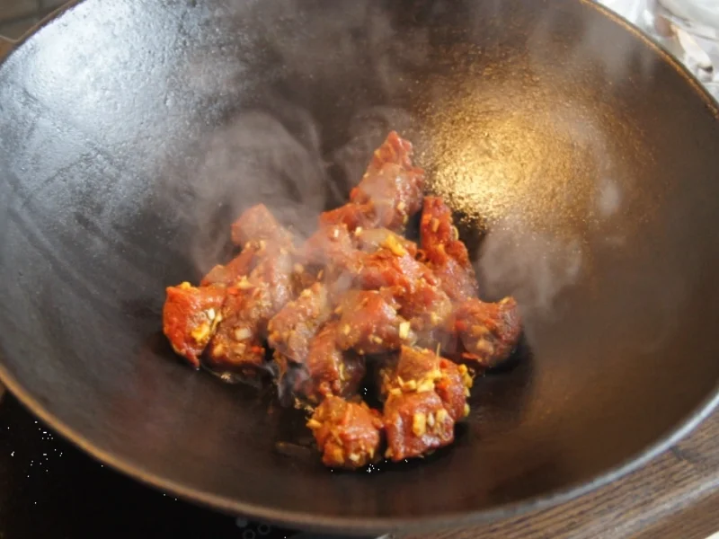 Rezept: Asiatischer Rindergulasch im Wok mit Romanesco Bild Nr. 2325 Asiatischer Rindergulasch im Wok mit Romanesco - Rezept - Bild Nr. 2325