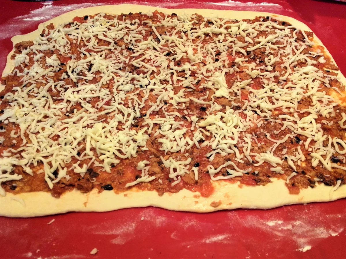 Rezept: Fingerfood - Pizzaschnecken nach meiner Art Bild Nr. 2336 Fingerfood - Pizzaschnecken nach meiner Art - Rezept - Bild Nr. 2336