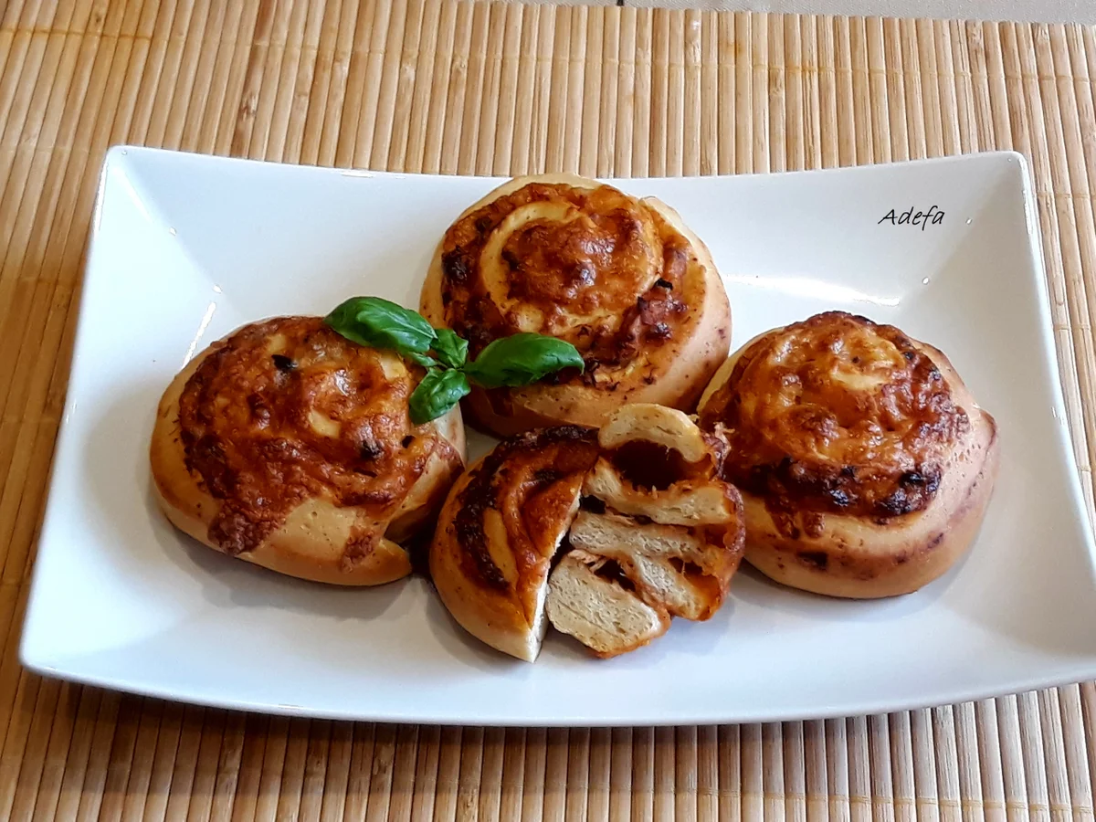 Rezept: Fingerfood - Pizzaschnecken nach meiner Art Bild Nr. 5824 Fingerfood - Pizzaschnecken nach meiner Art - Rezept - Bild Nr. 5824