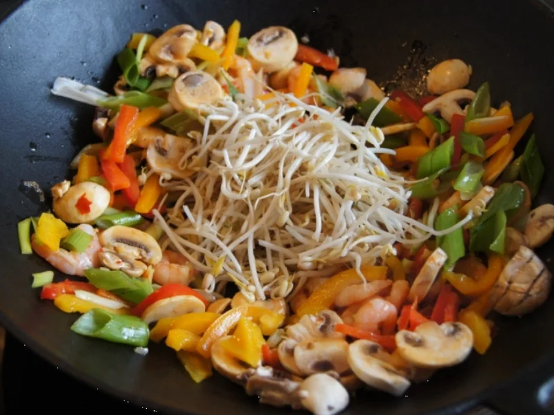 Rezept: Glasnudelsuppe mit Garnelen und Gemüse Bild Nr. 2340 Glasnudelsuppe mit Garnelen und Gemüse - Rezept - Bild Nr. 2340