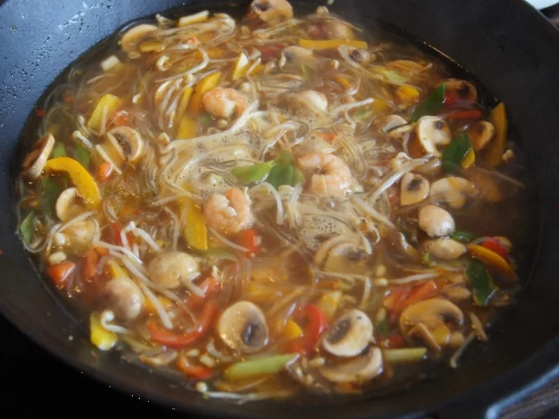 Rezept: Glasnudelsuppe mit Garnelen und Gemüse Bild Nr. 2344 Glasnudelsuppe mit Garnelen und Gemüse - Rezept - Bild Nr. 2344