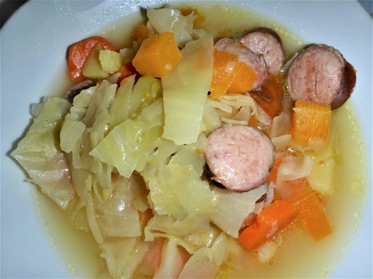 Kohlsuppe mit Kochwurst, Möhren und Steckrübe á la Britta - Rezept - Bild Nr. 2352