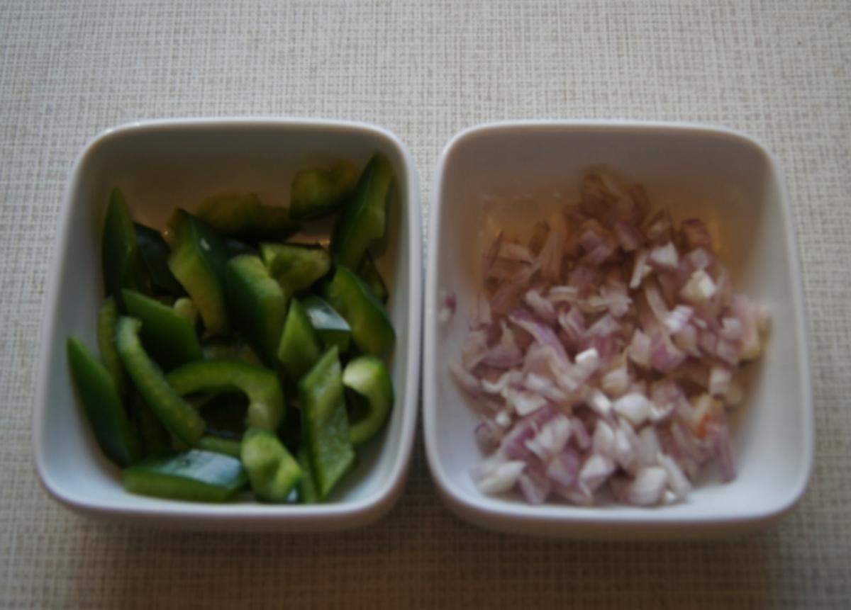 Putengulasch im Wok mit Curry-Blumenkohl-Reis - Rezept - Bild Nr. 2352