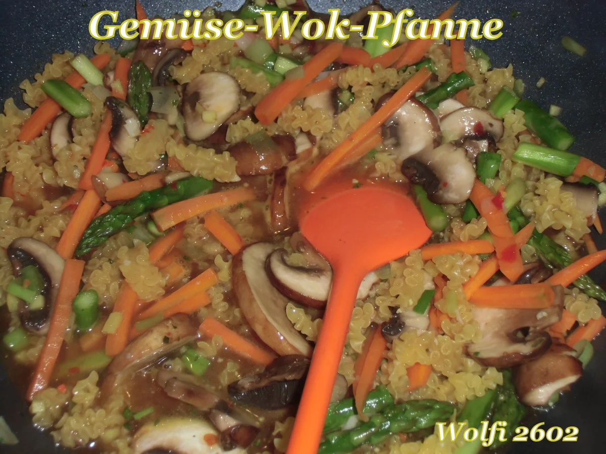 Rezept: Grüner Spargel, Karotten, Champignon, Ananas mit Instant Wok-Nudeln und Garnelen Bild Nr. 2354 Grüner Spargel, Karotten, Champignon, Ananas mit Instant Wok-Nudeln und Garnelen - Rezept - Bild Nr. 2354